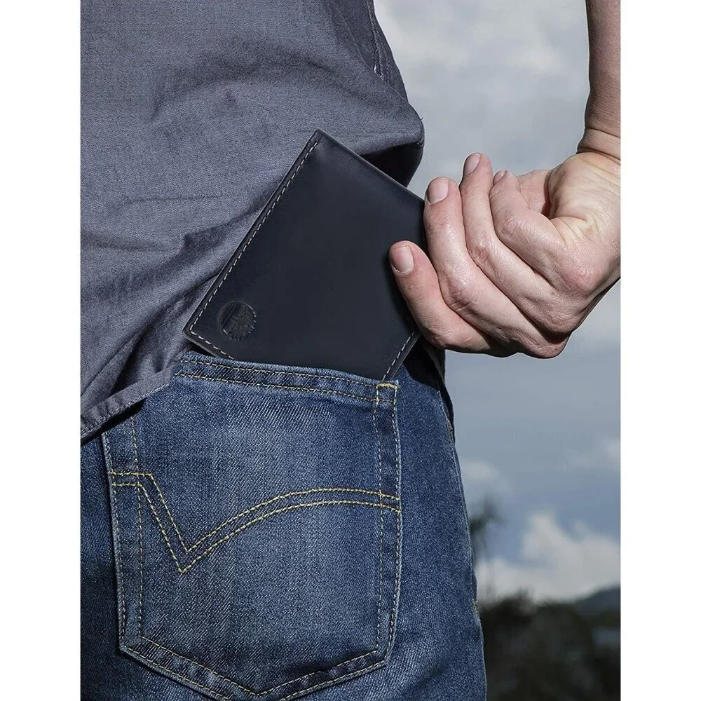 Men's Attached Flip Pocket Fashionable Brown Genuine Leather Wallet Design